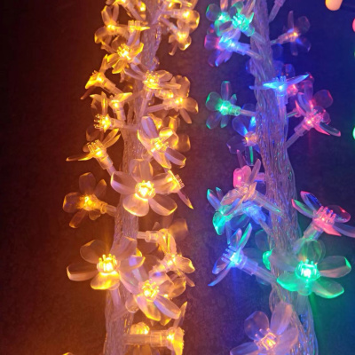 Новогодний декор   дизайн дерево и цеток