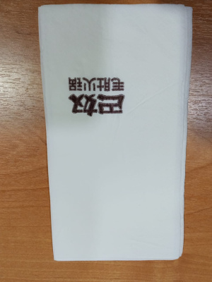 Салфетки бумажные с логотипами 